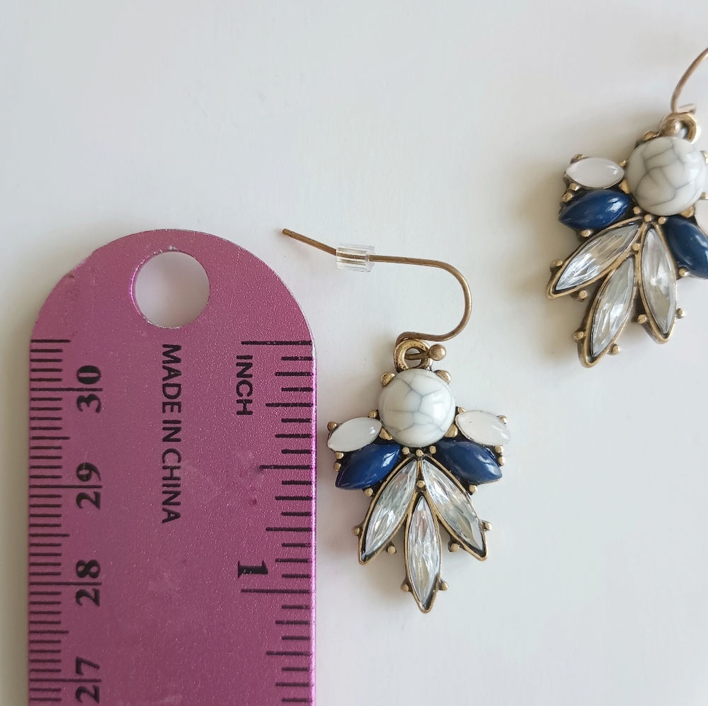 NEW Small Chandelier Crystal Bohemian Lightweight Drop Earrings - Picture 3 of 7